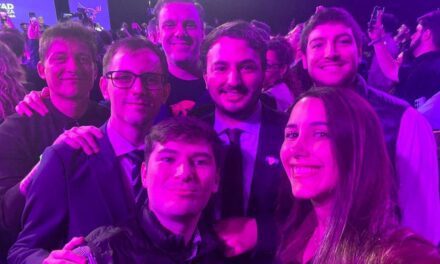 Euforia libertaria en redes sociales tras la victoria de Manuel Adorni