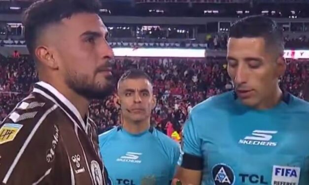 El gesto del capitán de Platense a Yael Falcón Pérez que quedará en la historia del fútbol argentino