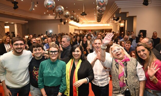 En el cierre de campaña, la Coalición Cívica prometió que va a representar a los vecinos que el poder hace invisible