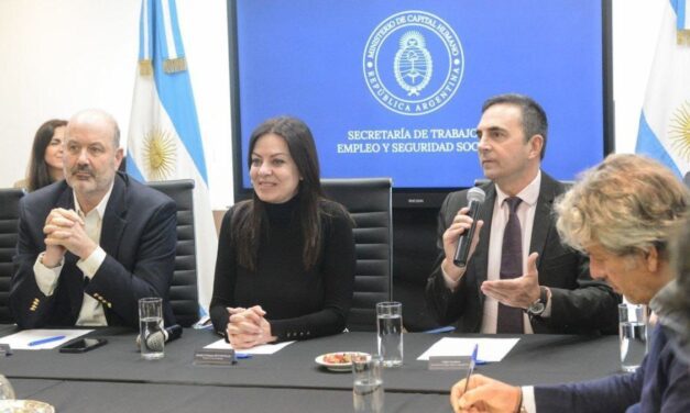 Gobierno convocará a una reunión para renegociar las paritarias