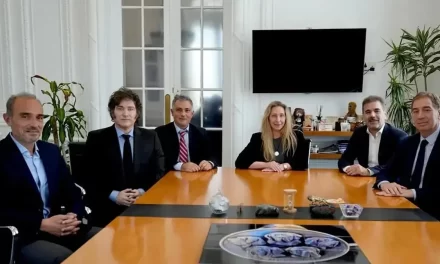 Karina Milei vuelve a recibir a Cristian Ritondo y Diego Santilli para avanzar en la caza de amarrillos