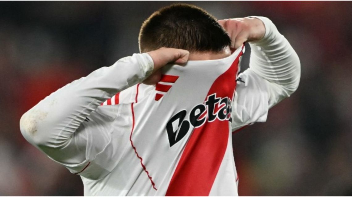 Después de reírse de Boca, a River le tocó llorar: las redes sociales explotaron de memes tras la eliminación