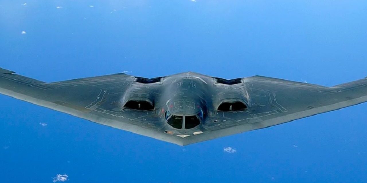 Así es el B-2 Spirit: el poderoso avión bombardero estadounidense más caro del mundo