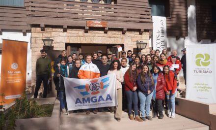 Vecinos de Calingasta se Capacitan como Informantes Turísticos en Barreal