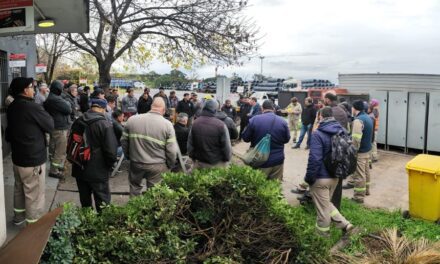 Más de 100 familias en riesgo de quedar en la calle por el ajuste en Acindar