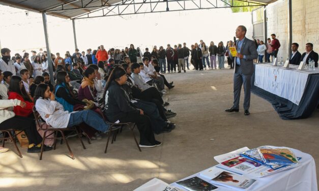 Literatura en movimiento: el certamen “San Juan Escribe” llegó a las aulas de Sarmiento
