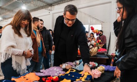 Rawson pone en valor el tejido artesanal con la segunda edición de «RawTex Te Abriga»