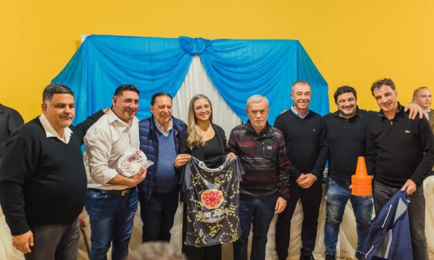 La Secretaría de Deporte entregó indumentaria a las ligas sanjuaninas que disputan la Copa País