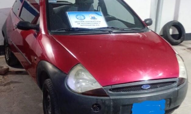 Detectan auto con pedido de secuestro y moto trucha