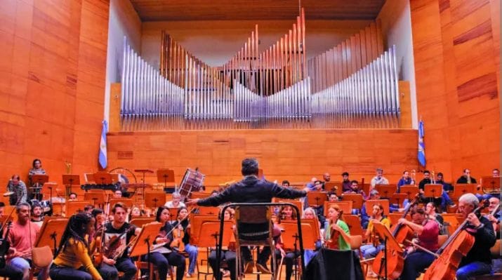 La Orquesta Sinfónica de la UNSJ Presenta un Concierto Homenaje