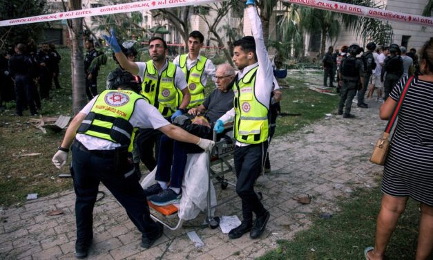 Miles de personas abandonan Teherán para escapar de los ataques de Israel