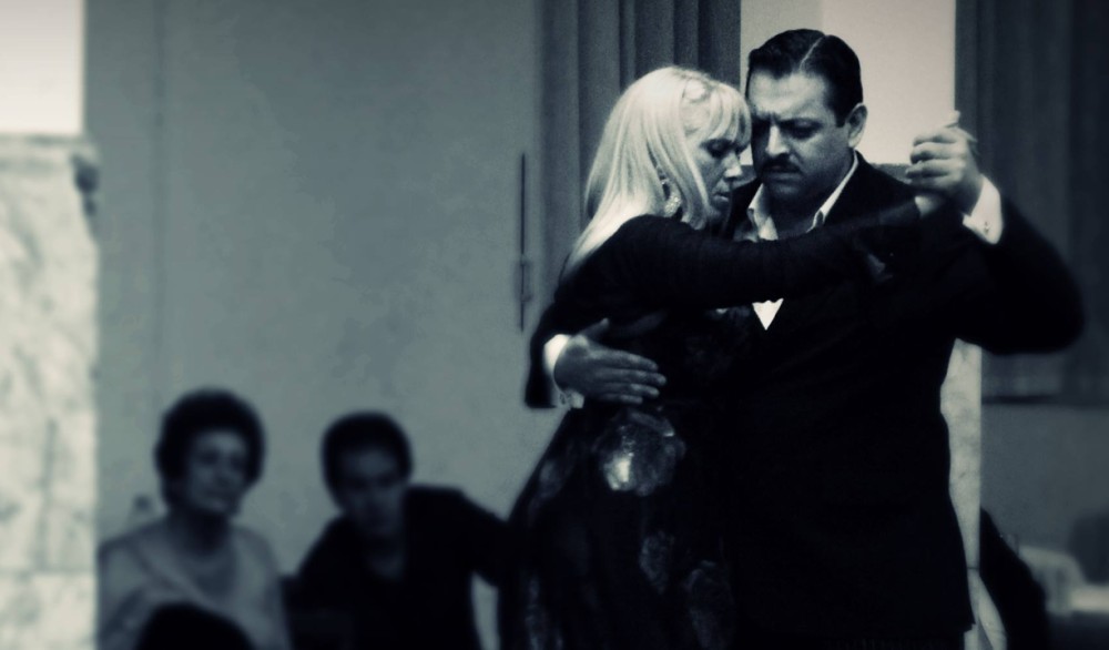 Leo Ortiz ofrecerá una clase especial de tango y milonga