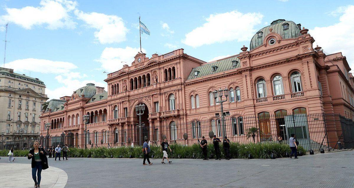 Oficializan medida por la que no tendrán fin de semana largo