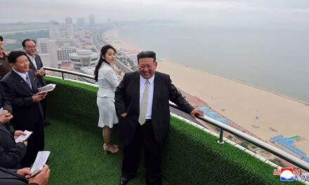 Corea del Norte apuesta al turismo para reactivar su economía: inaugura un megacomplejo costero