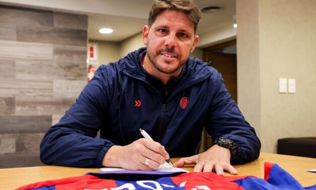 Damián Ayude fue oficializado como nuevo entrenador de San Lorenzo