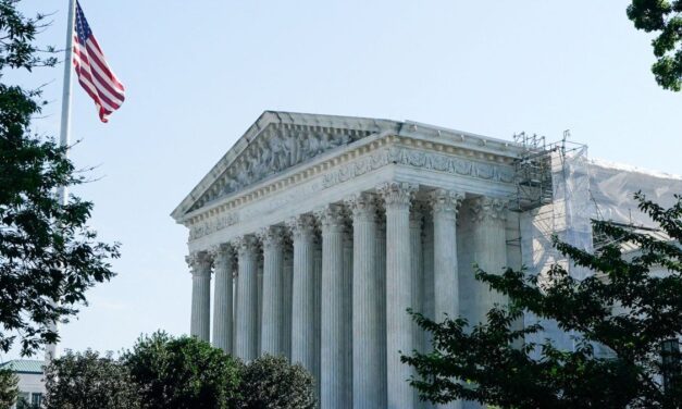 La Corte Suprema de EEUU autoriza a la administración Donald Trump a congelar u$s4.000 millones en ayuda exterior