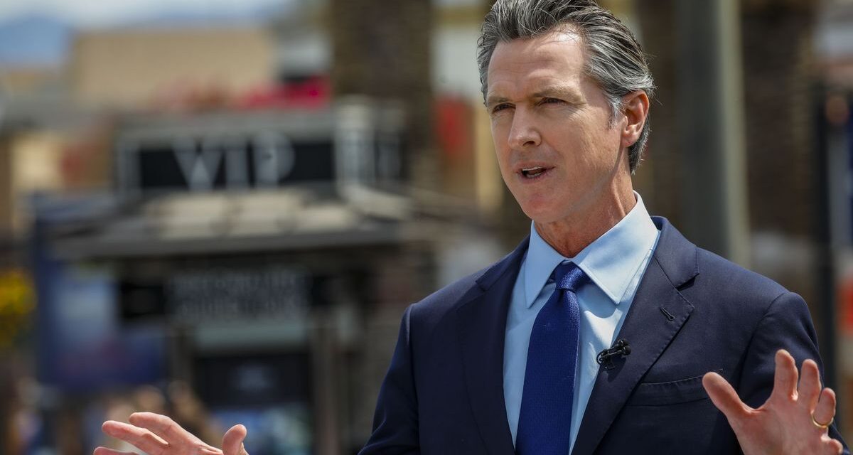 Tras las protestas en Los Ángeles, el gobernador Gavin Newsom denunciará a la administración de Donald Trump