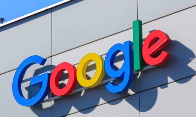 Google lanzó una nueva versión de su Inteligencia Artificial dirigida especialmente a estudiantes y docentes