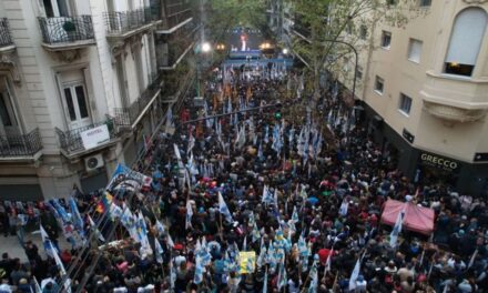 Axel Kicillof dio una nueva muestra de unidad y convocó a la marcha en apoyo a Cristina Kirchner