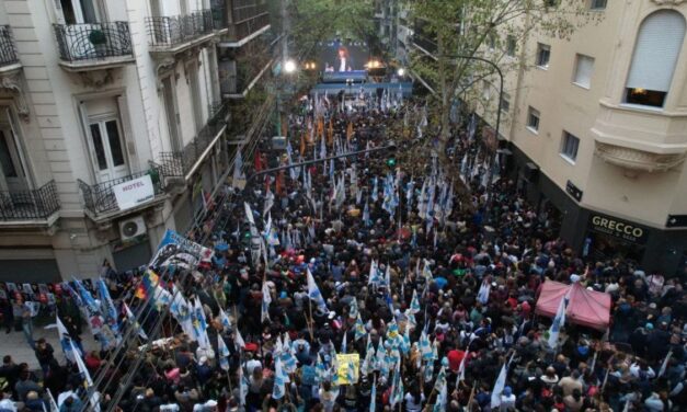 Axel Kicillof dio una nueva muestra de unidad y convocó a la marcha en apoyo a Cristina Kirchner