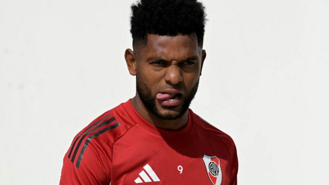 El River de Gallardo vuelve a poner el enigma Borja en el centro de la escena