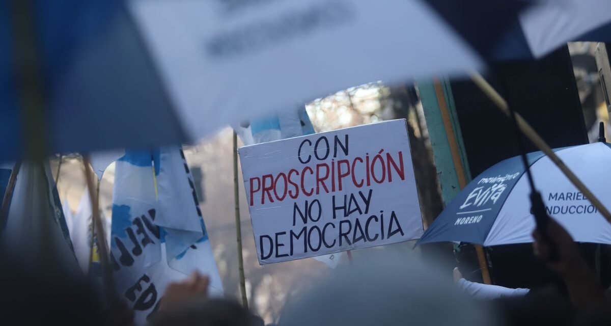 El peronismo se prepara para marchar en apoyo a Cristina Kirchner mientras la Justicia define la prisión domiciliaria en su departamento de Constitución
