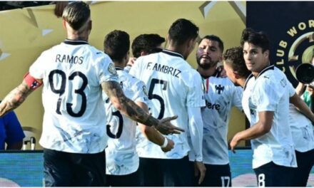 Monterrey le ganó 4-0 a Urawa Red Diamonds y eliminó a River del Mundial de Clubes