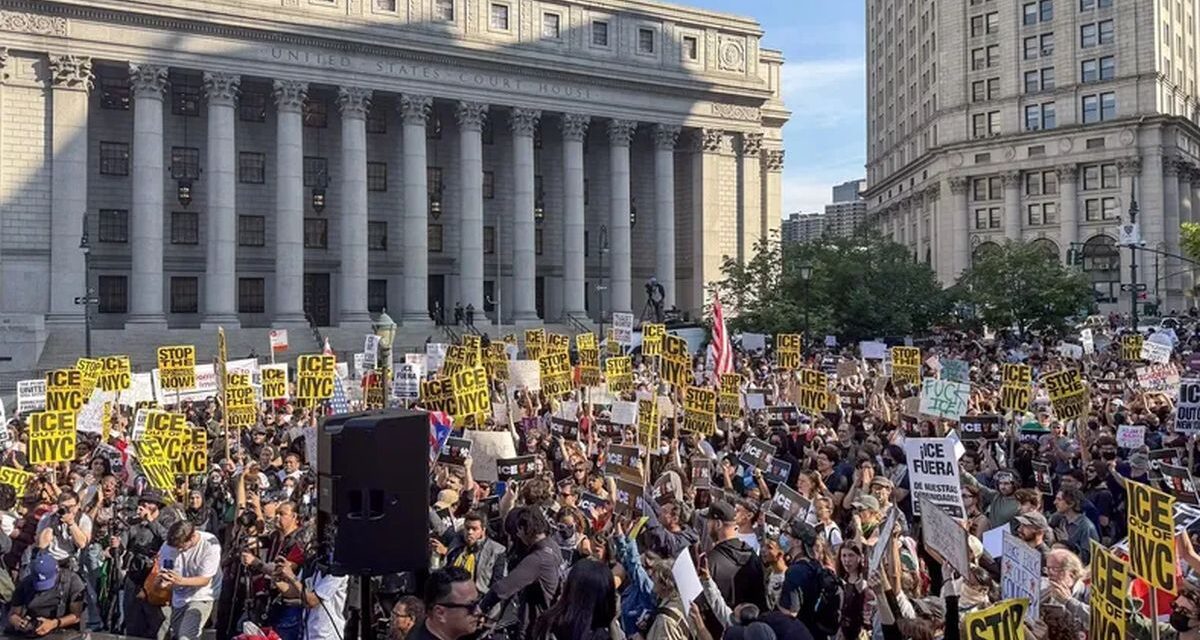Se extienden por EEUU las protestas contra las redadas migratorias de Donald Trump