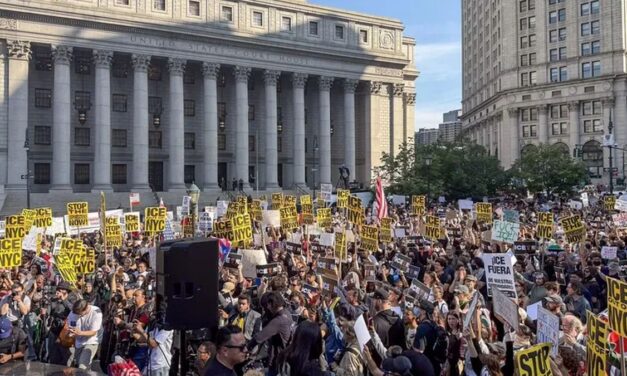 Se extienden por EEUU las protestas contra las redadas migratorias de Donald Trump