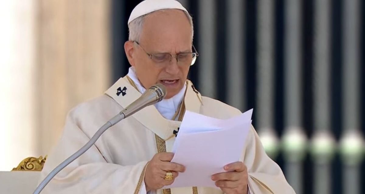 El papa León XIV defendió al matrimonio entre el hombre y la mujer y lo calificó como el modelo del verdadero amor
