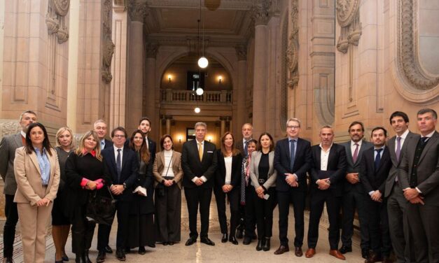 La Corte Suprema se abraza al acusatorio y le da visibilidad a las Oficinas Judiciales