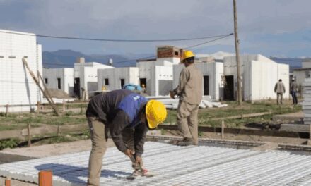 Advierten sobre altos niveles de desempleo en la construcción