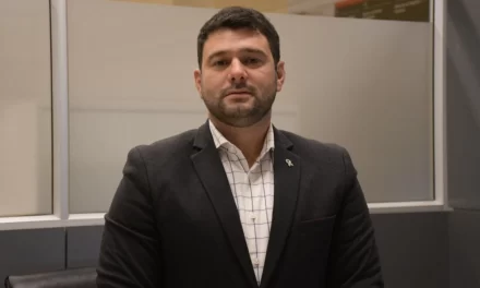 Juan Sancasani rompió con el bloquismo y se sumó a La Libertad Avanza: “El partido está manejado por dos o tres personas”