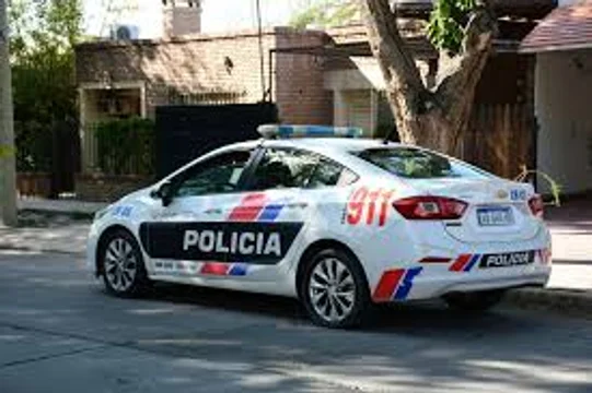 Policías le salvaron la vida a un niño de 3 años en Chimbas