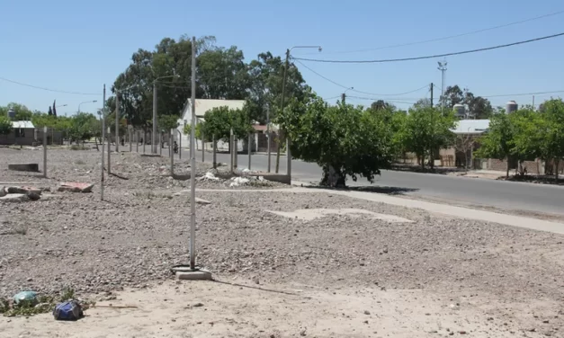 Tiros, drogas y miedo en Los Médanos: Vecinos denuncian un violento ataque armado