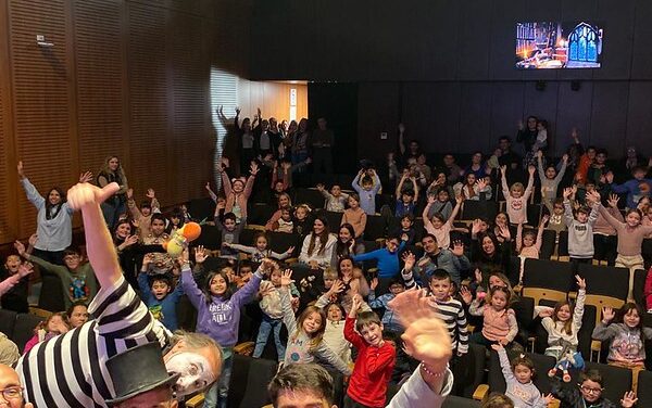 Más de 1.400 chicos colmaron la Legislatura en un invierno a puro juego y creatividad