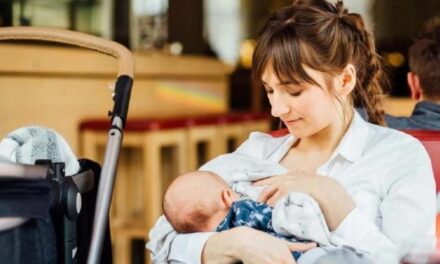 Profesionales de la salud se capacitan en lactancia materna