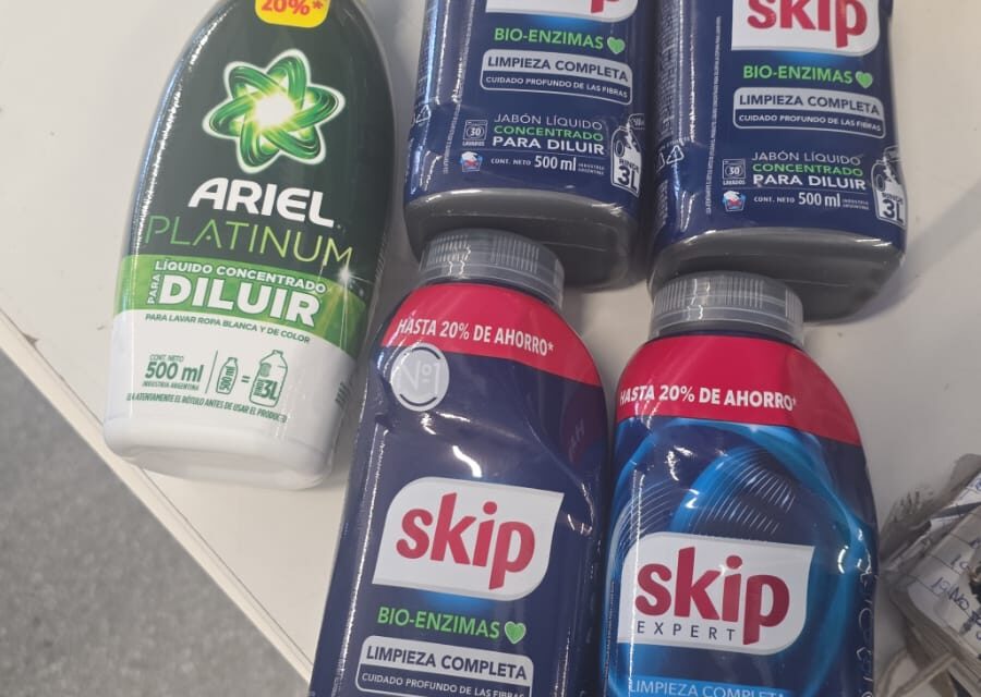 Pareja intentó robar productos de limpieza en Carrefour