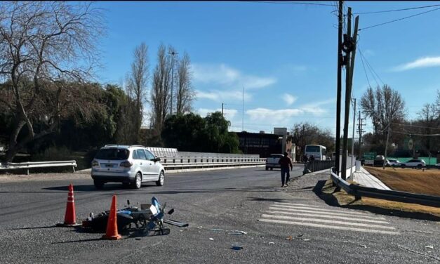 Accidente de tránsito en Lateral Sur y General Acha
