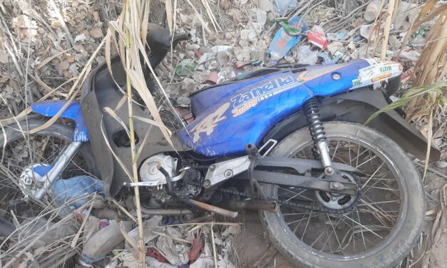 Encontraron una moto robada oculta en un cañaveral