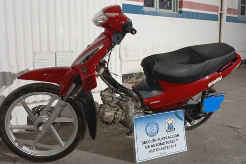 Recuperaron en Santa Lucía una moto robada