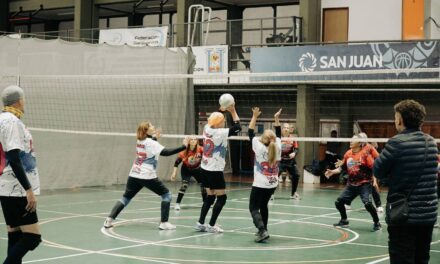 Doble título para UDA Newcom en torneo +60