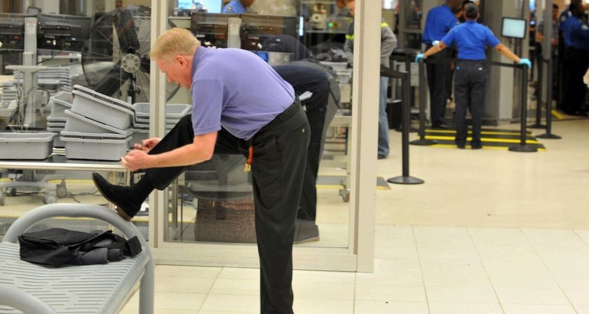 EEUU elimina la exigencia de quitarse los zapatos en controles aeroportuarios