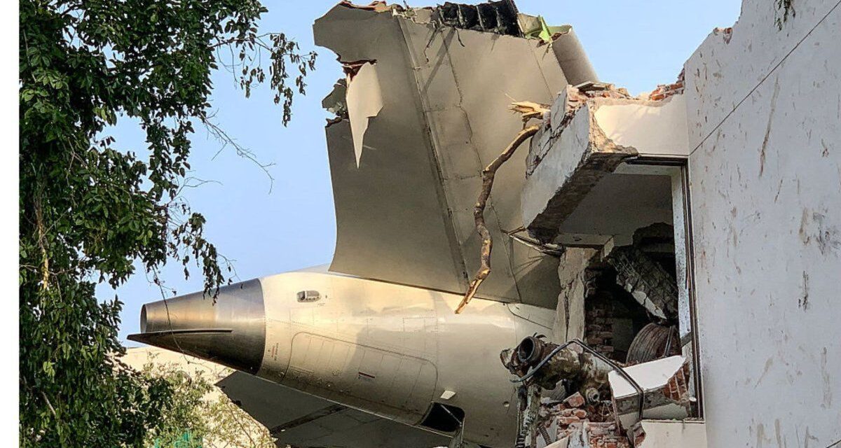 Revelaron el audio de los pilotos del avión que se accidentó en la India y se profundizaron las dudas