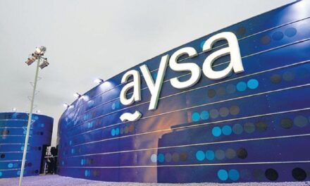 Diputados del peronismo presentaron un proyecto para rechazar los DNUs que permiten privatizar AySA