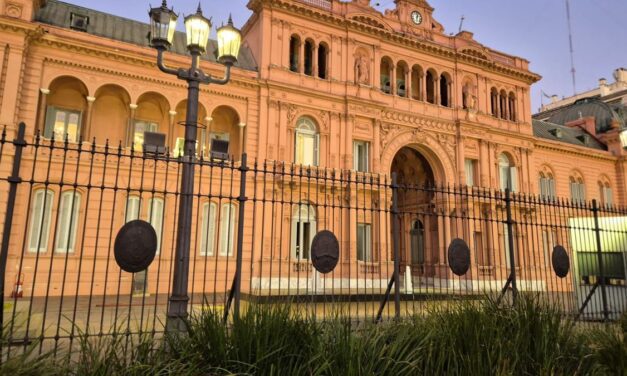 Niegan turbulencia económica y definen candidaturas de LLA para arrasar en octubre