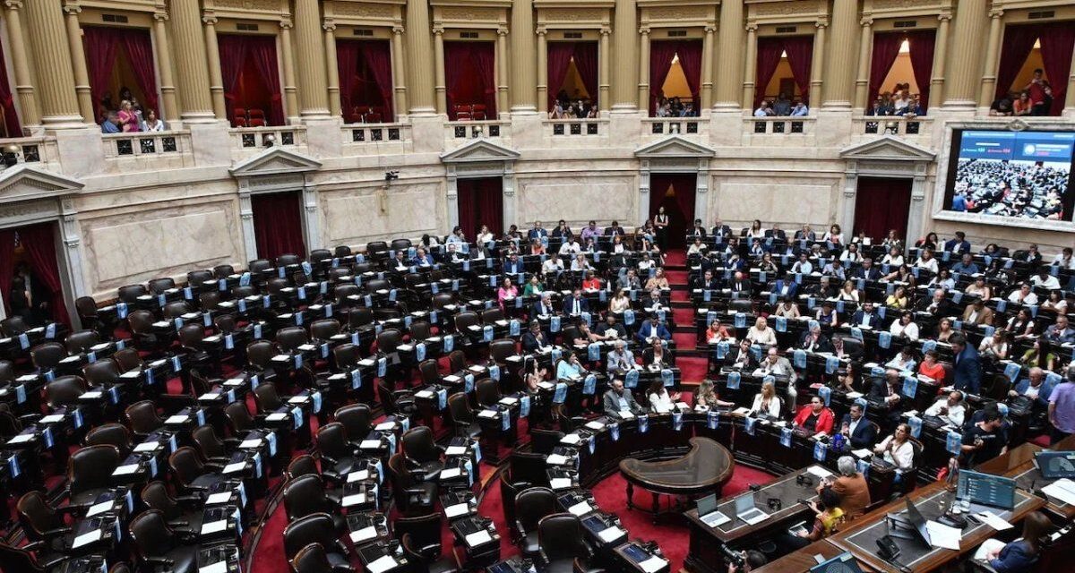 Cuántas bancas arriesga cada fuerza en el Congreso