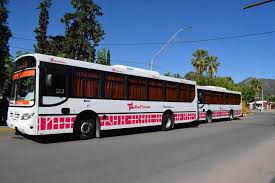 El Gobierno aumenta subsidios para frenar el paro de colectivos