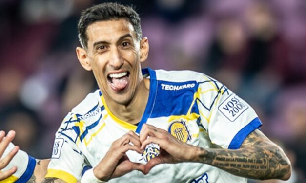 Con un polémico penal, Di María le dio la victoria a Rosario Central frente a Lanús
