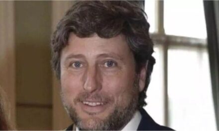 Renunció el vicecanciller Eduardo Bustamante